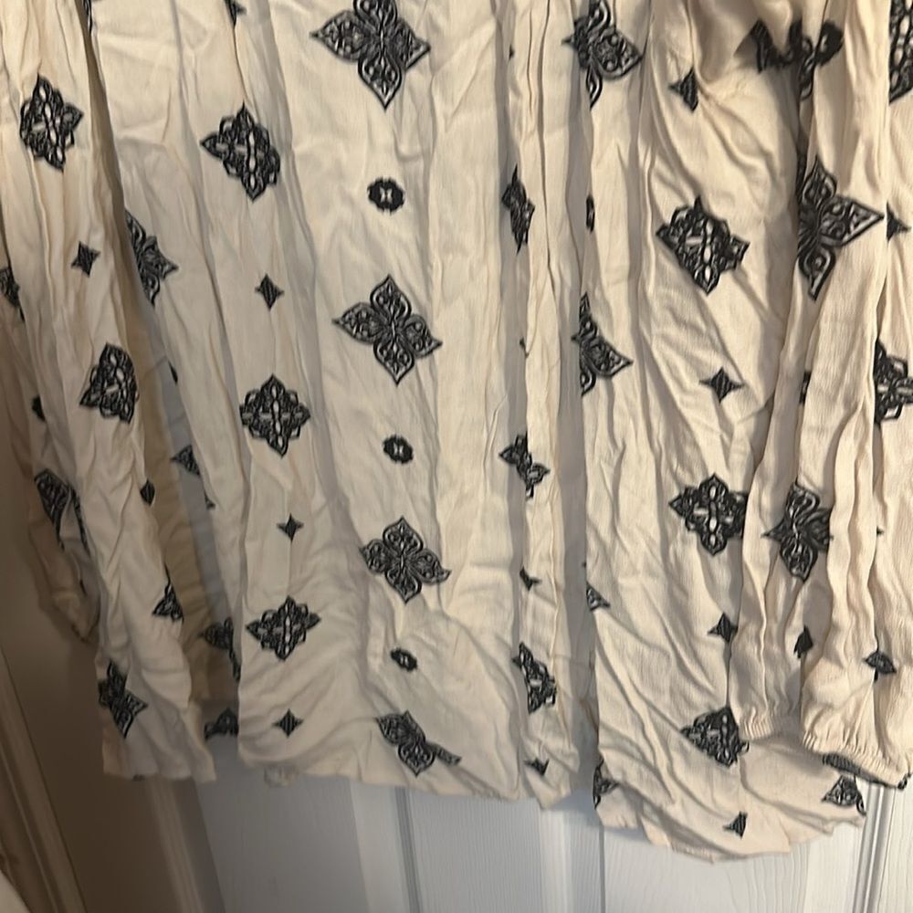 Easy To Love Beige Mandala BabyDoll Top 2Xlarge NWT - Picture 4 of 8